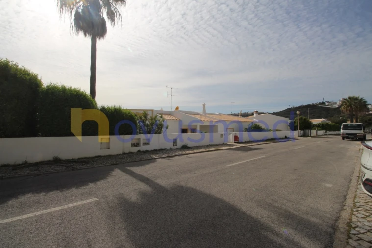 Moradia T3 para Venda em Albufeira e Olhos de Água Foto 38