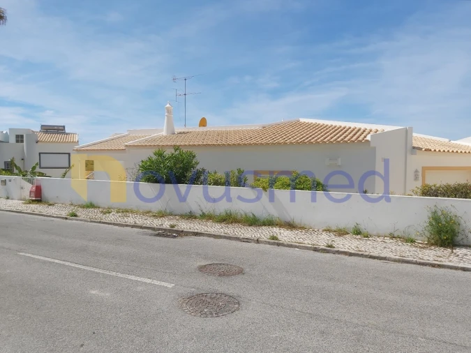 Moradia T3 para Venda em Albufeira e Olhos de Água Foto 55