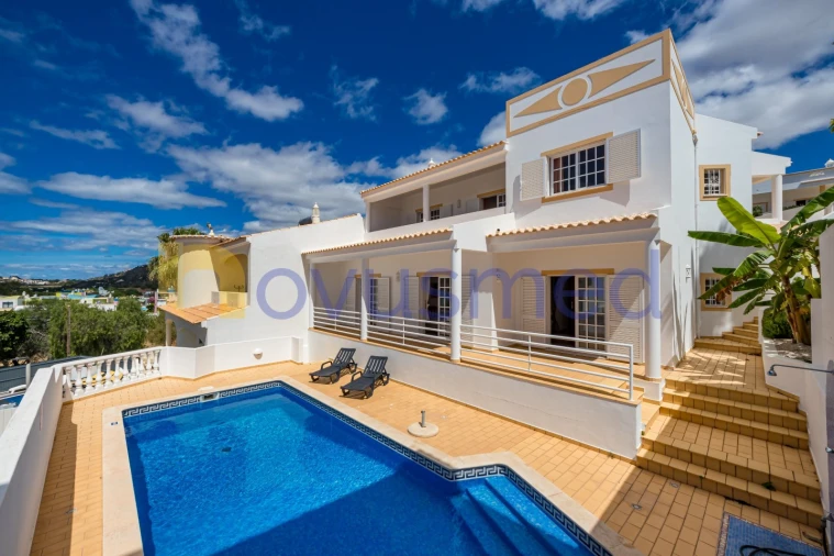 Moradia T3 para Venda em Albufeira e Olhos de Água Foto 2