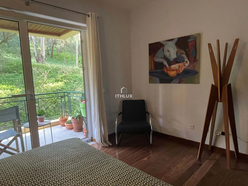 Apartamento T4 para Venda em Carnaxide e Queijas Foto 35