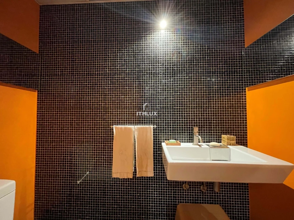 Apartamento T4 para Venda em Carnaxide e Queijas Foto 6