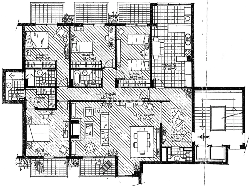 Apartamento T4 para Venda em Carnaxide e Queijas Foto 58
