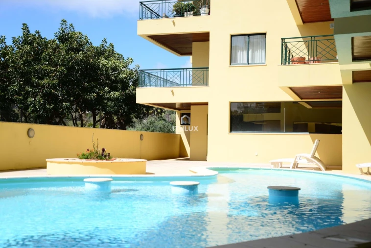 Apartamento T4 para Venda em Carnaxide e Queijas Foto 53