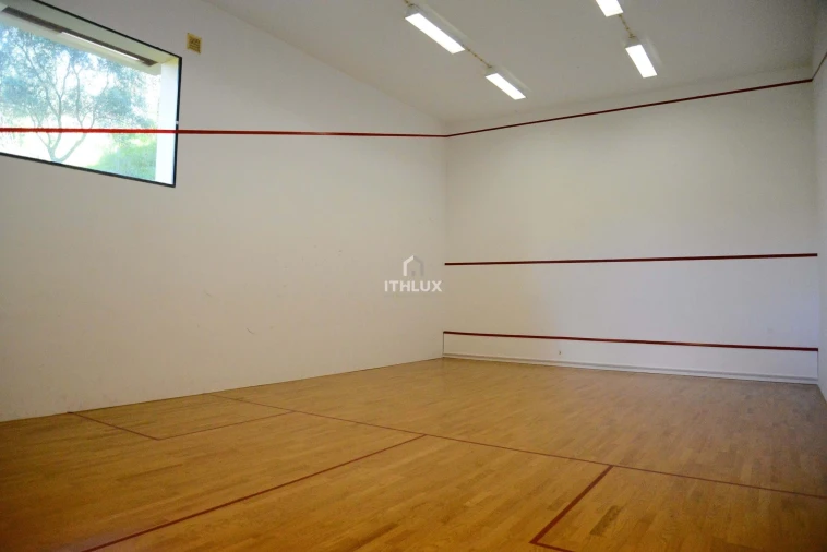 Apartamento T4 para Venda em Carnaxide e Queijas Foto 52