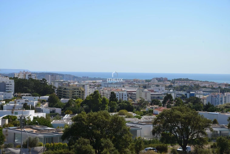 Apartamento T4 para Venda em Carnaxide e Queijas Foto 57