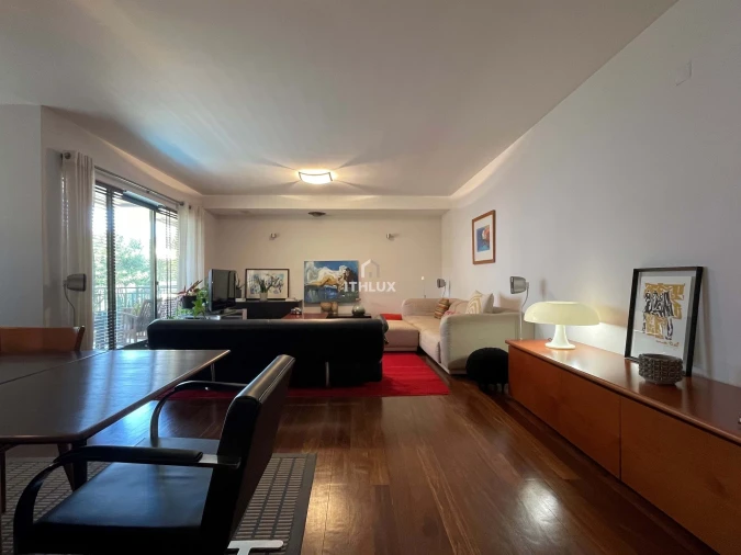 Apartamento T4 para Venda em Carnaxide e Queijas Foto 9