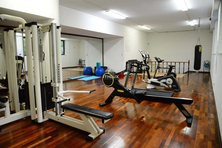 Apartamento T4 para Venda em Carnaxide e Queijas Foto 50