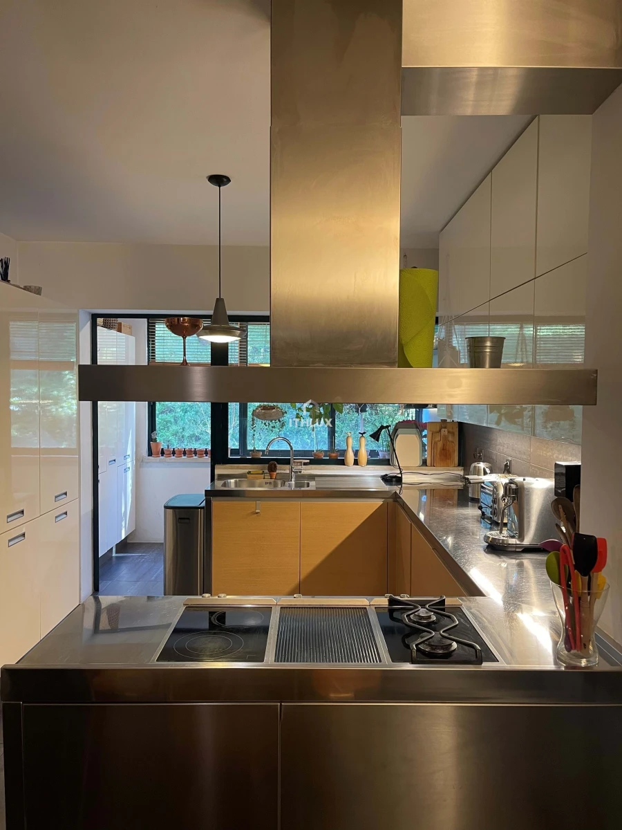 Apartamento T4 para Venda em Carnaxide e Queijas Foto 18