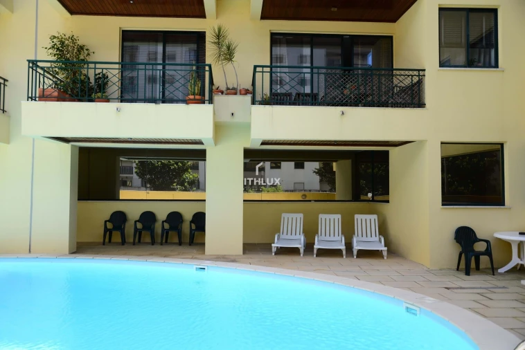 Apartamento T4 para Venda em Carnaxide e Queijas Foto 48