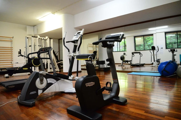 Apartamento T4 para Venda em Carnaxide e Queijas Foto 49