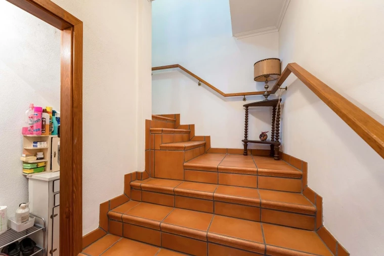 Moradia T5 para Venda em Luso Foto 17