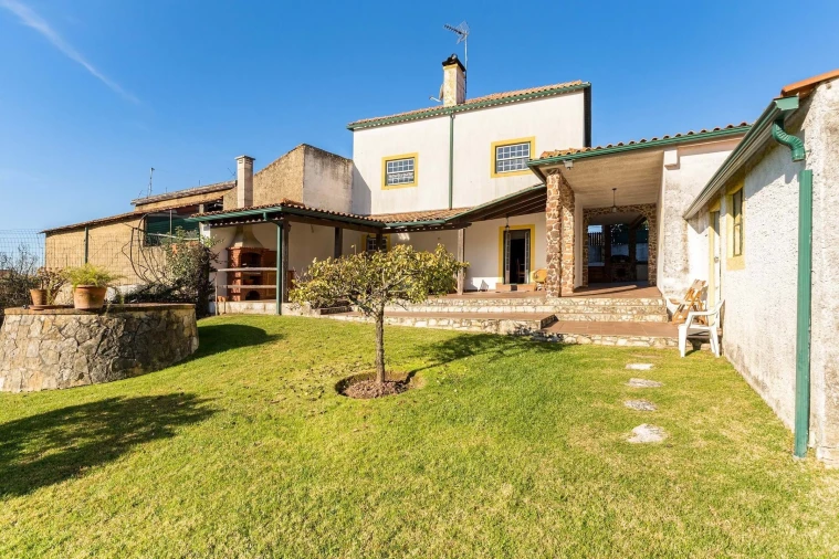 Moradia T5 para Venda em Luso Foto 31