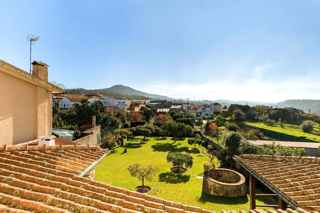 Moradia T5 para Venda em Luso Foto 5