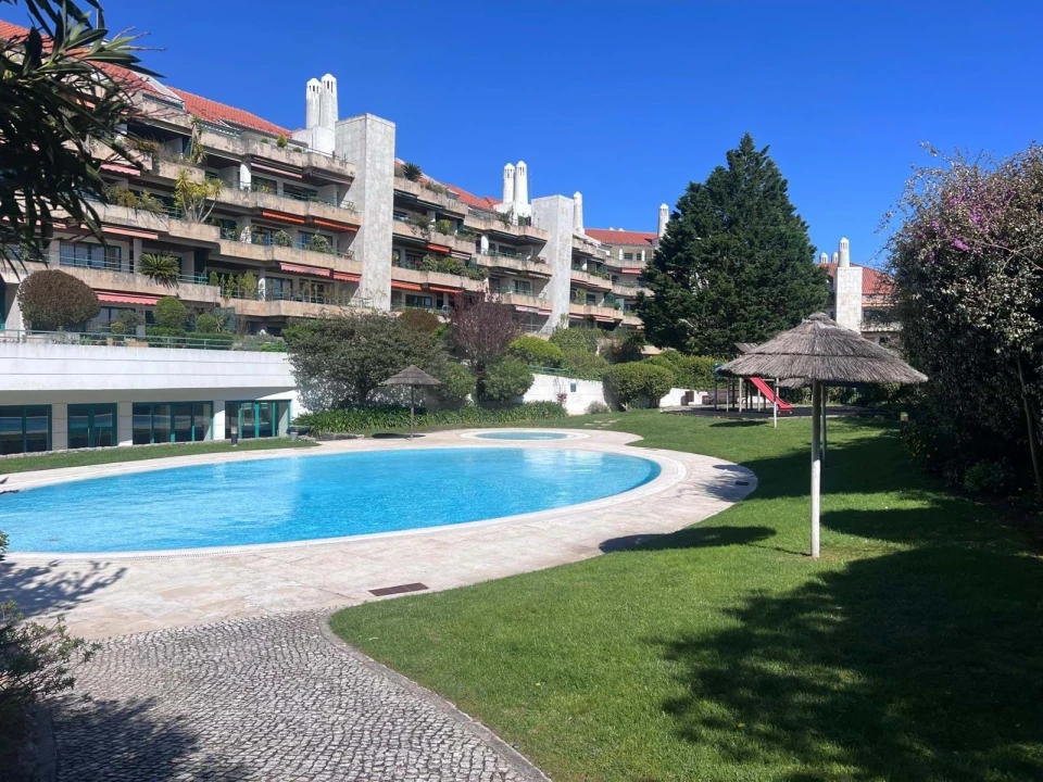 Apartamento T2 para Venda em Agualva e Mira-Sintra Foto 33