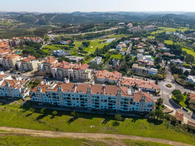 Apartamento T2 para Venda em Agualva e Mira-Sintra Foto 27