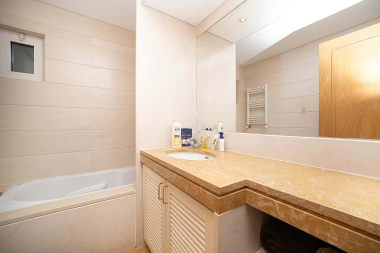 Apartamento T2 para Venda em Agualva e Mira-Sintra Foto 21