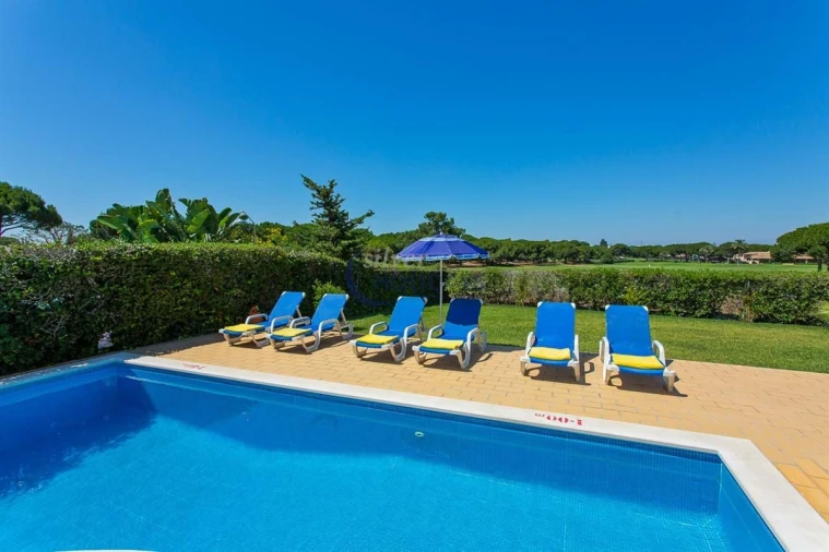 Moradia T4 para Arrendamento férias em Quarteira Foto 19