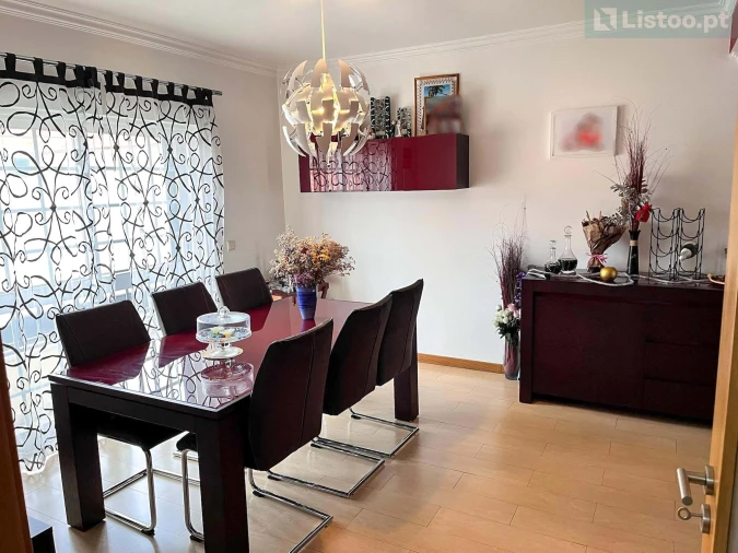 Moradia T5 para Venda em São Domingos de Rana Foto 4