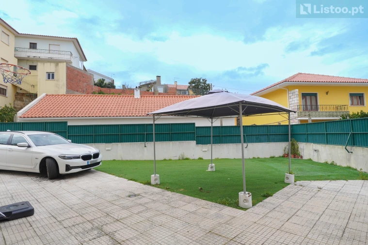 Moradia T5 para Venda em São Domingos de Rana Foto 38