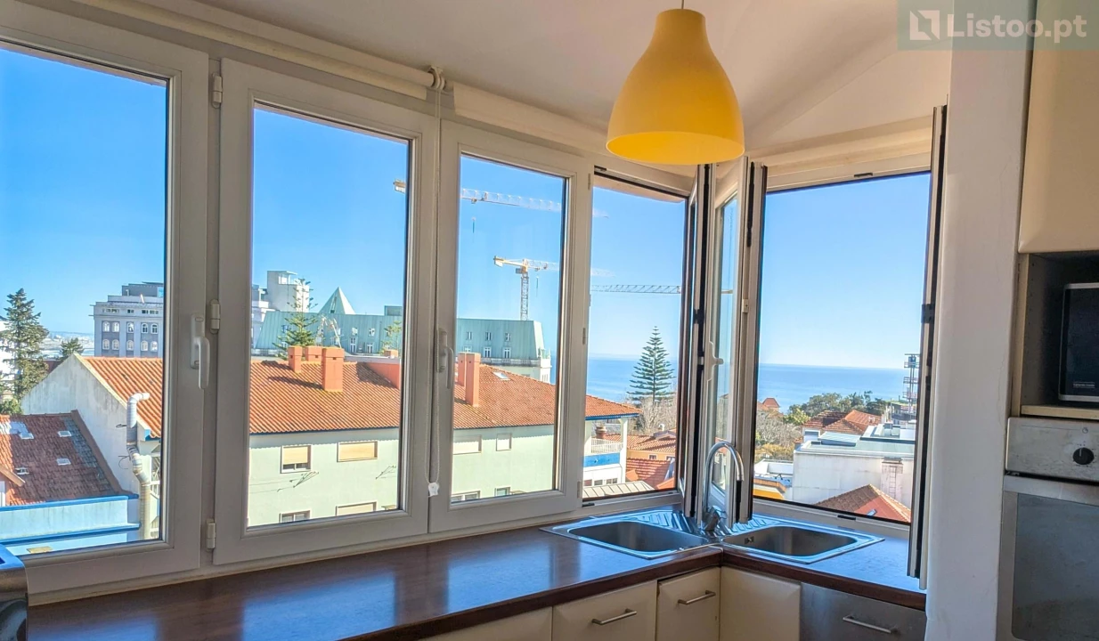 Apartamento T2 para Venda em Cascais e Estoril Foto 1