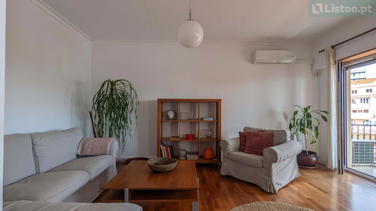 Apartamento T2 para Venda em Cascais e Estoril Foto 4