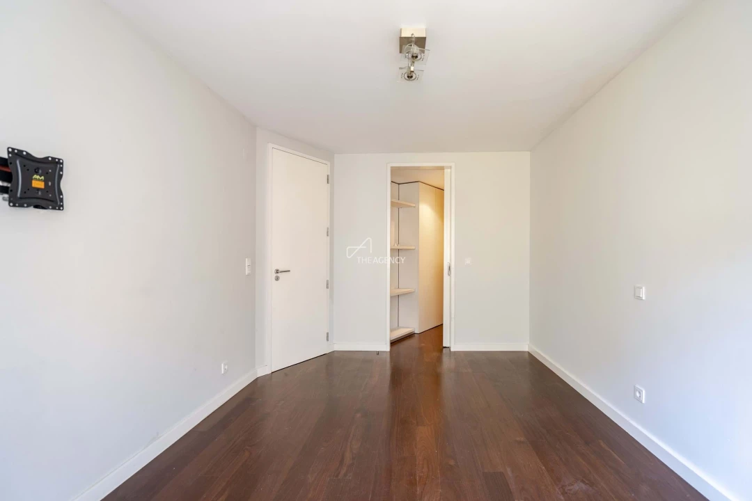 Apartamento T1 para Venda em Avenidas Novas Foto 13