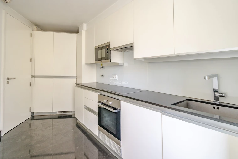 Apartamento T1 para Venda em Avenidas Novas Foto 21