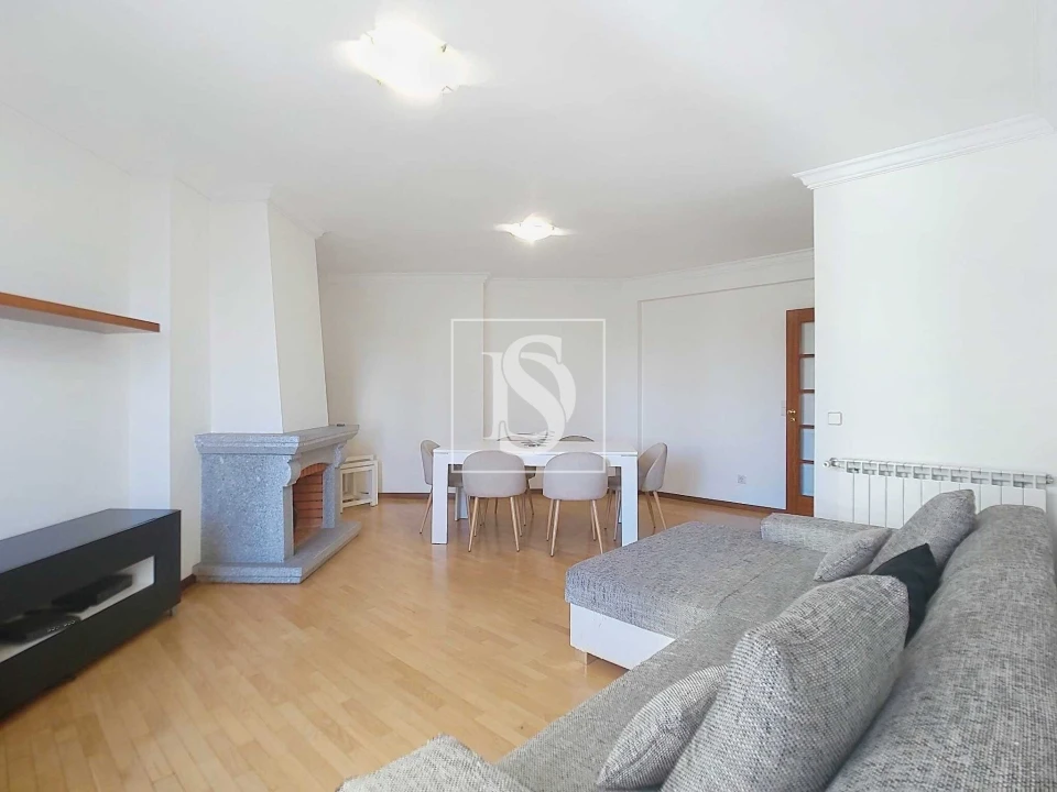 Apartamento T1 para Arrendamento em Pedrouços Foto 12