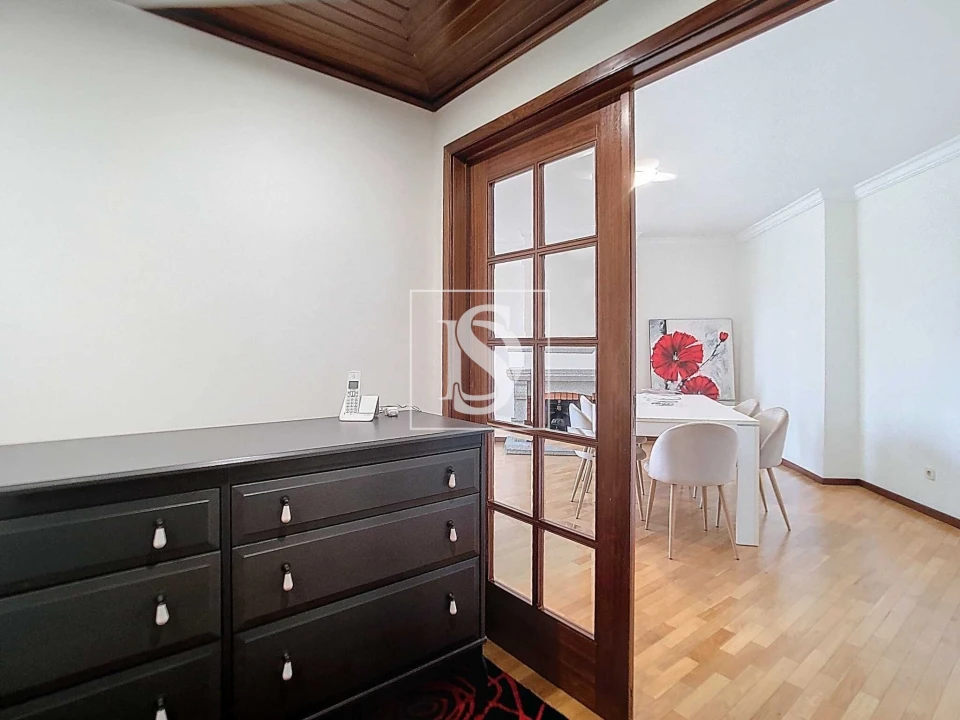 Apartamento T1 para Arrendamento em Pedrouços Foto 5