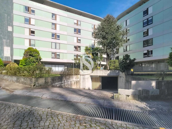 Apartamento T1 para Arrendamento em Pedrouços Foto 2