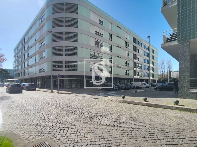 Apartamento T1 para Arrendamento em Pedrouços Foto 1