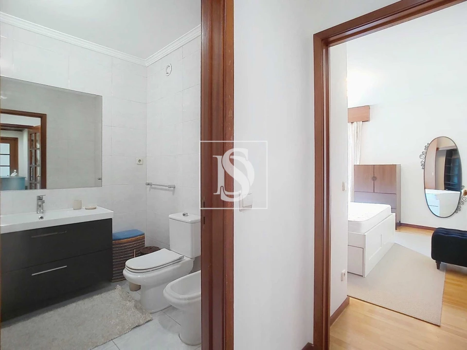 Apartamento T1 para Arrendamento em Pedrouços Foto 15