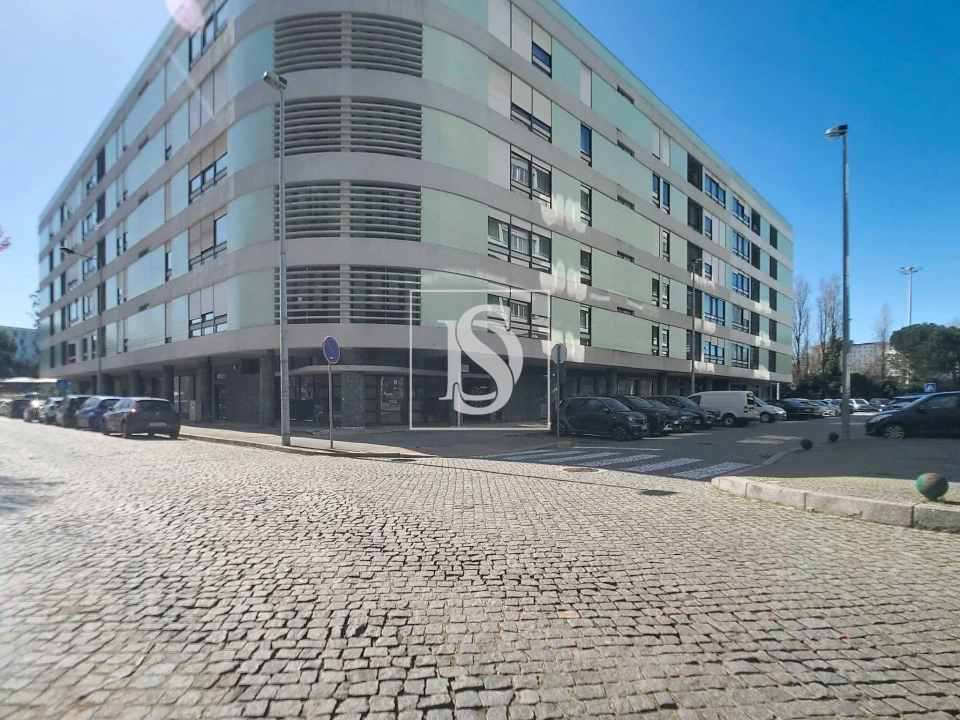 Apartamento T1 para Arrendamento em Pedrouços Foto 22