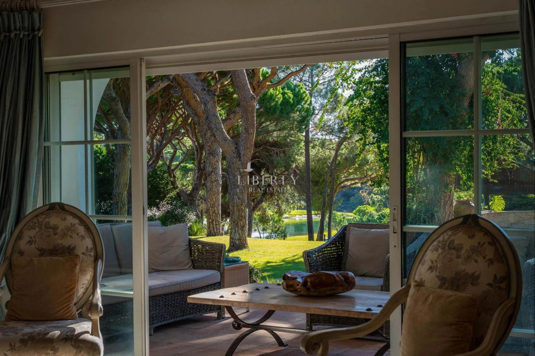 Moradia T6 para Venda em Almancil Foto 8