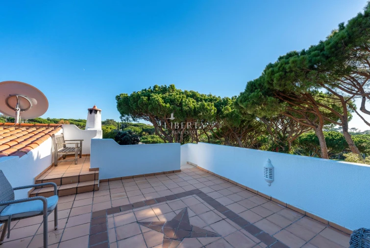 Moradia T6 para Venda em Almancil Foto 24