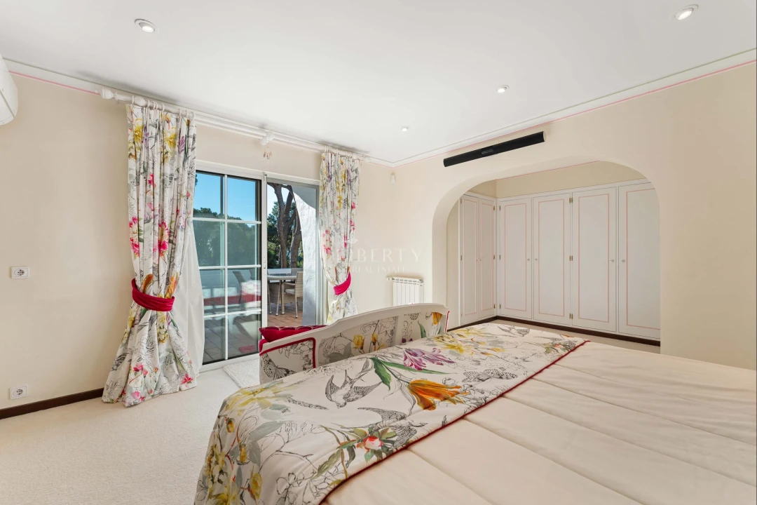 Moradia T6 para Venda em Almancil Foto 21