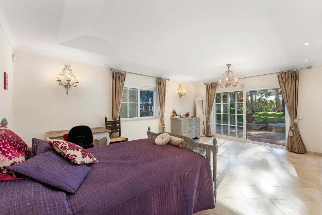 Moradia T6 para Venda em Almancil Foto 26