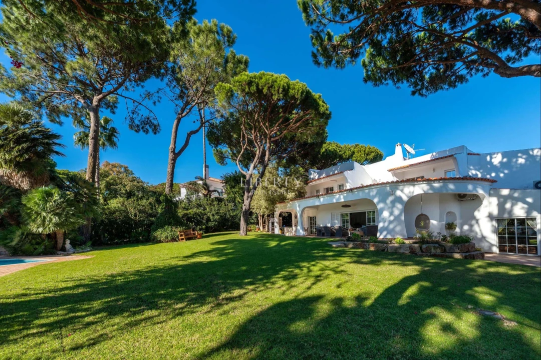 Moradia T6 para Venda em Almancil Foto 10