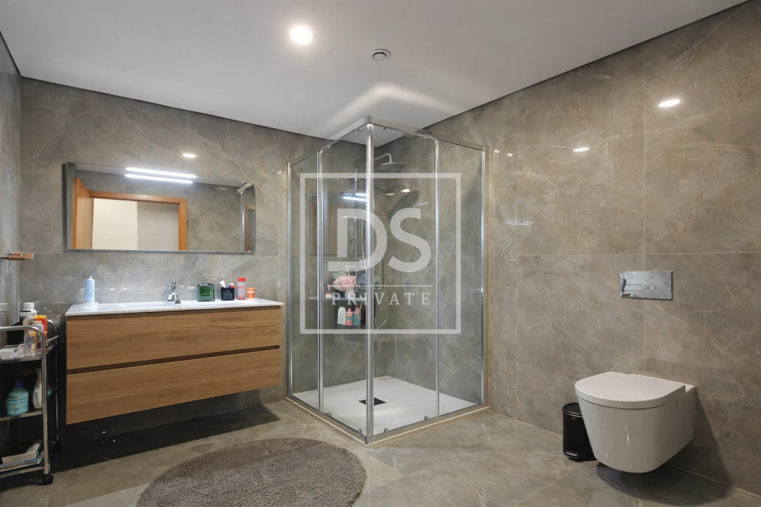 Moradia T4 para Venda em Cabração e Moreira do Lima Foto 9