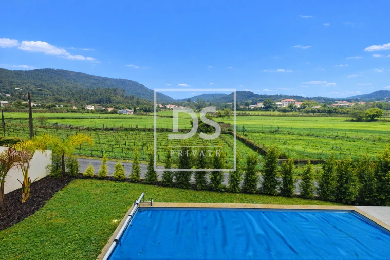 Moradia T4 para Venda em Cabração e Moreira do Lima Foto 17