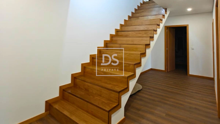 Moradia T4 para Venda em Cabração e Moreira do Lima Foto 7