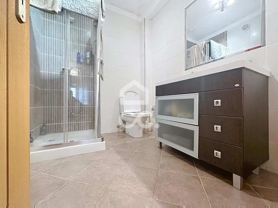 Apartamento T3 para Venda em Santa Cruz/Trindade e Sanjurge Foto 9