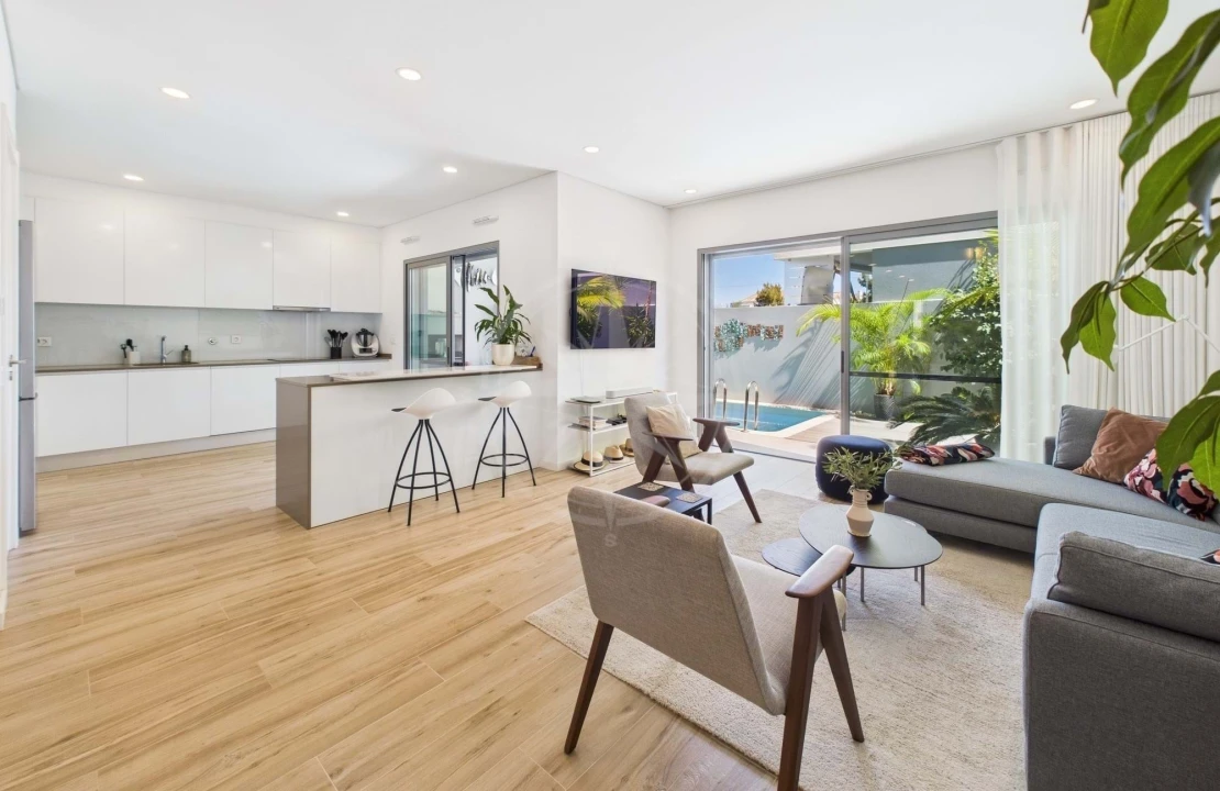 Moradia T3 para Venda em Tavira (Santa Maria e Santiago) Foto 7