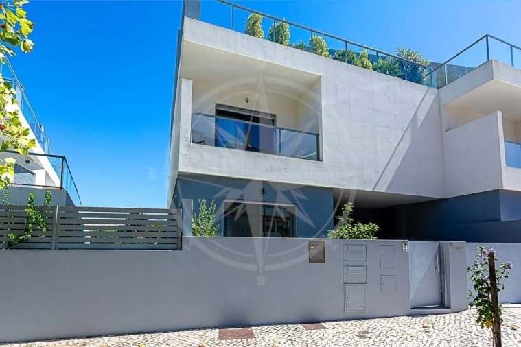 Moradia T3 para Venda em Tavira (Santa Maria e Santiago) Foto 2