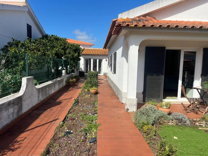 Moradia T3 para Venda em Santa Maria, São Pedro e Sobral da Lagoa Foto 42