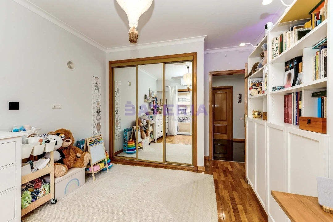 Apartamento T2 para Venda em Massamá e Monte Abraão Foto 14