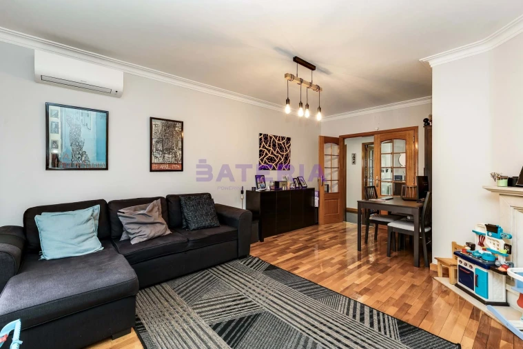 Apartamento T2 para Venda em Massamá e Monte Abraão Foto 3