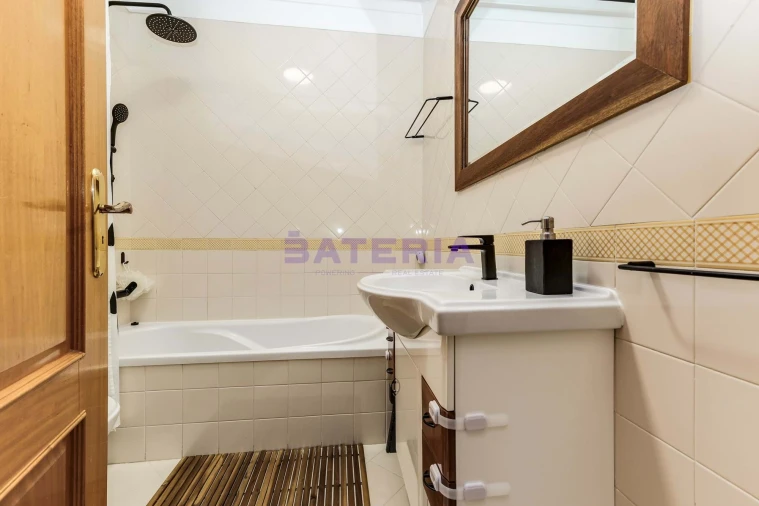 Apartamento T2 para Venda em Massamá e Monte Abraão Foto 17