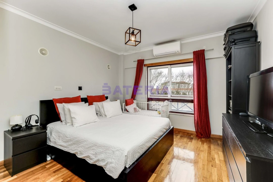 Apartamento T2 para Venda em Massamá e Monte Abraão Foto 15