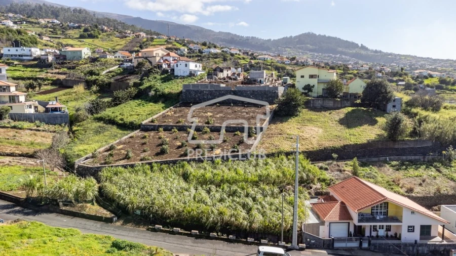 Terreno para Venda em Calheta Foto 5